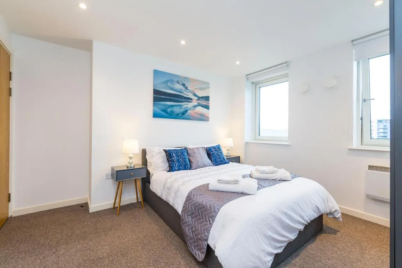 Newcastle City Centre Apartment Ideal For Holiday, Contractors, Quarantining United Kingdom